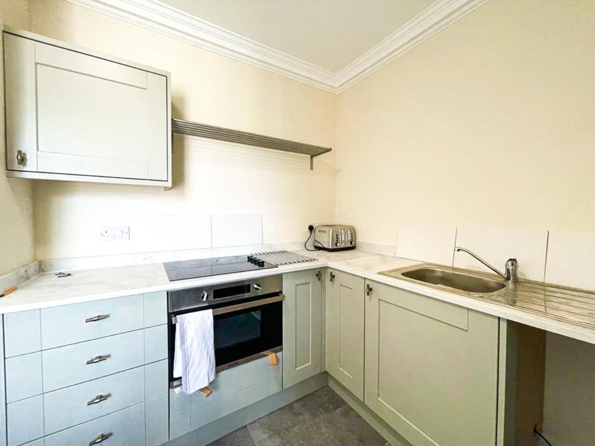 Remarkable 5Br Townhouse With Garden, Sleeps 12 إدنبرة المظهر الخارجي الصورة